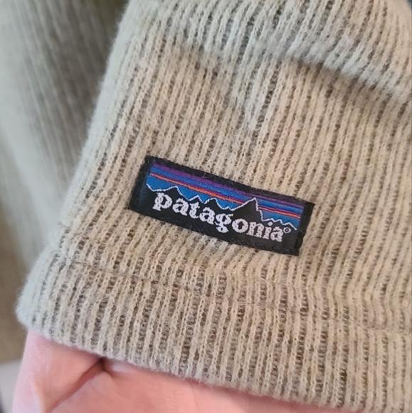 Patagonia sweater - Picture 2 of 5